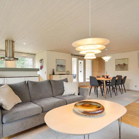 4 Bedroom Amazing In Romo *