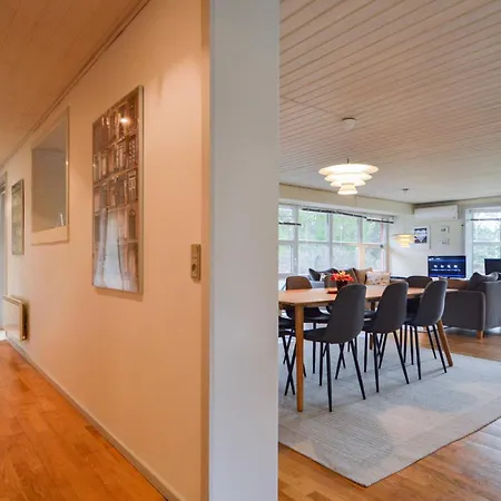 4 Bedroom Amazing In Romo Hébergement de vacances